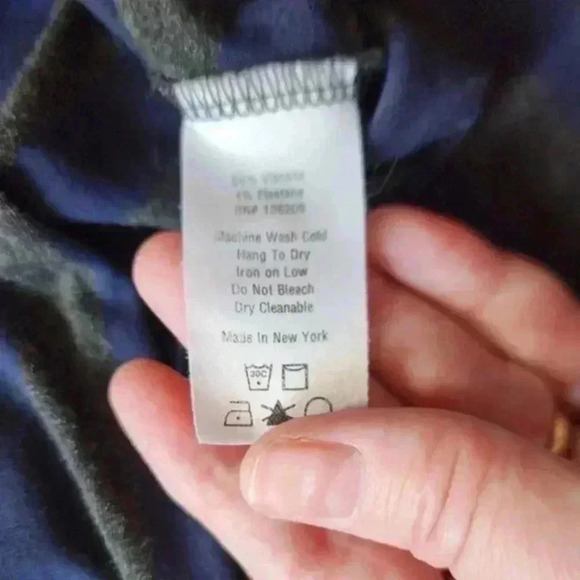 Hatch Collection Luxe Maternity Tee V Neck Soft Drapey Fabric Women's size Small - Picture 8 of 10